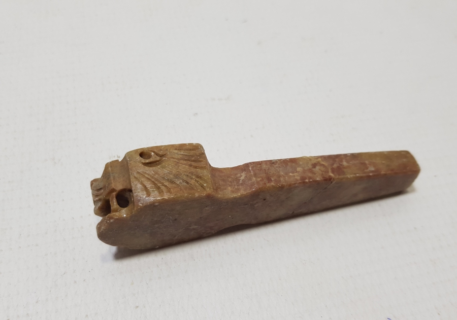 JADE TAŞINDAN YAPILMIŞ ANTİKA SİGARA AĞIZLIĞI