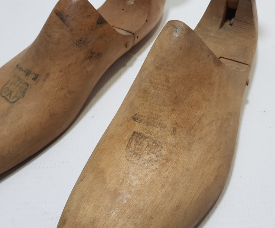 ANTİKA AHŞAP AYAKKABICI KALIBI