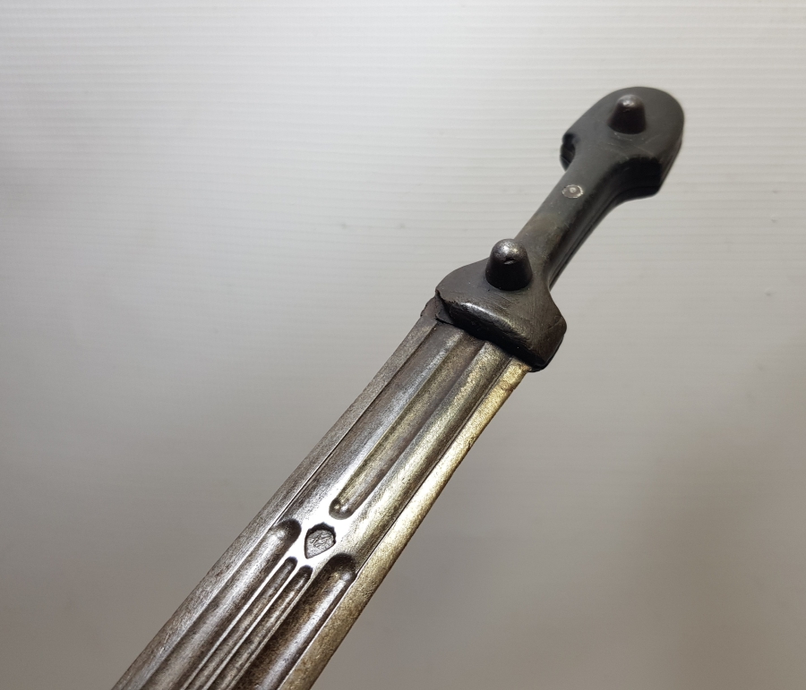 ÜZERİ USTA DAMGALI OSMANLI DÖNEMİ BOYNUZ SAPLI BÜYÜK BOY ÇERKES KAMASI