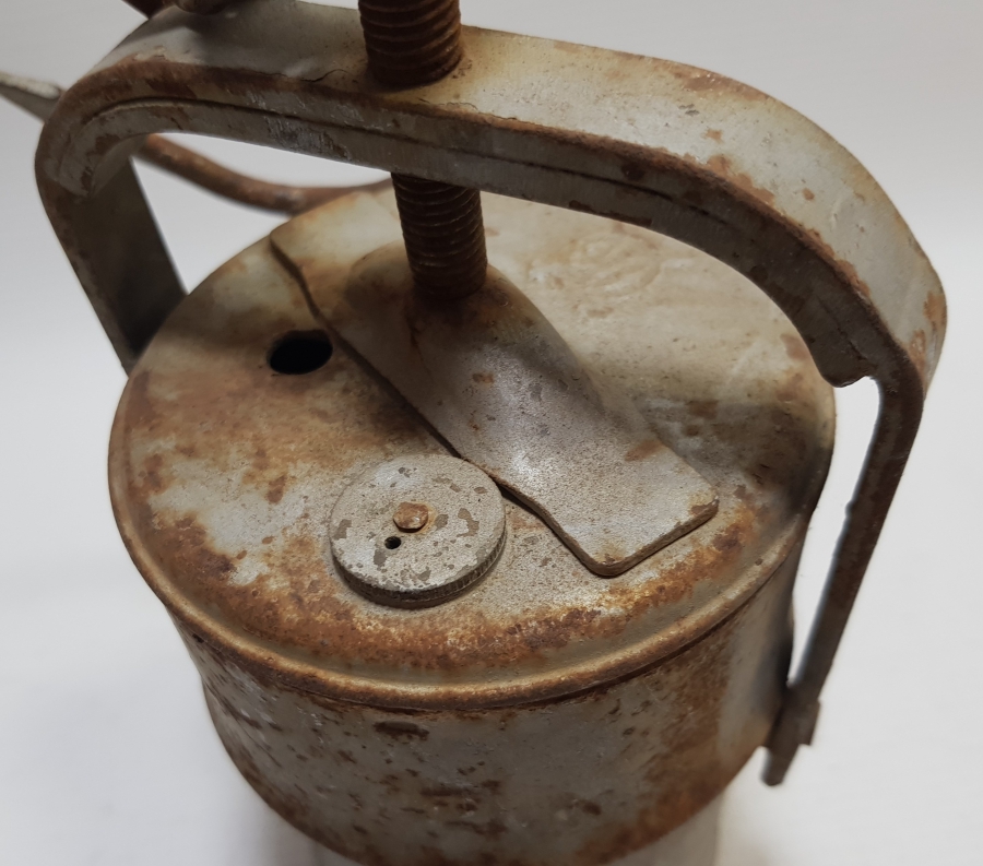 NADİR TİPTE ANTİKA MADENCİ FENERİ