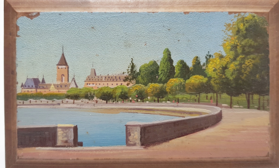 1919 TARİHLİ VE SANATÇISININ ADININ YAZILI OLDUĞU ANTİKA AHŞAP KAPAKLI KUTU