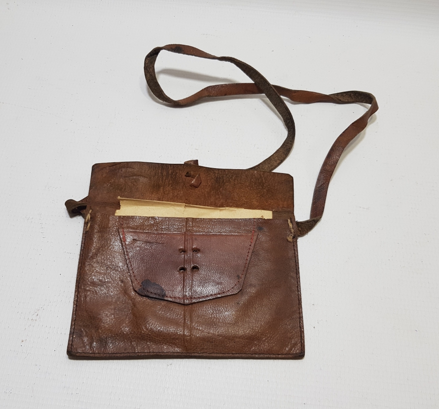 OSMANLI DÖNEMİ EL YAPIMI NADİR DERİ ASKER CÜZDANI