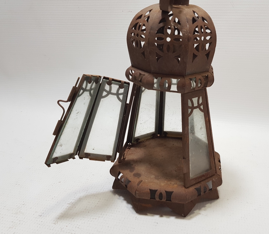 TESTERE İŞÇİLİKLİ NADİR FORMDA EL YAPIMI EL MUMLUĞU