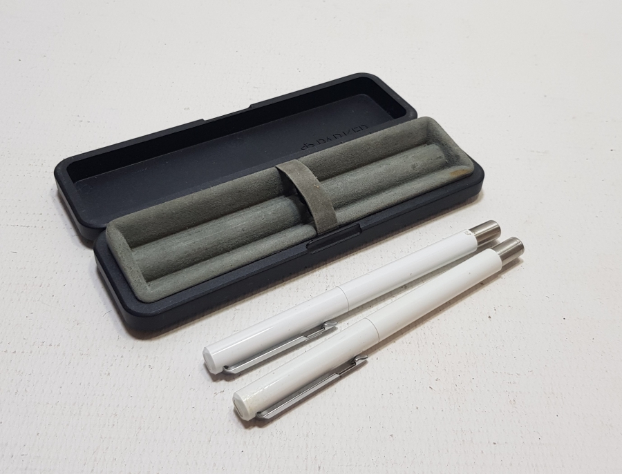 ORİJİNAL KUTUSUNDA PARKER DOLMA VE TÜKENMEZ KALEM SETİ