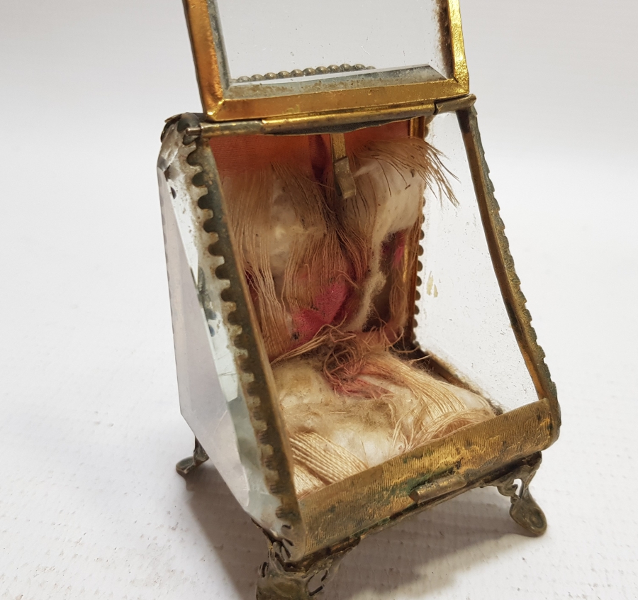 OSMANLI DÖNEMİ EL YAPIMI İPEK ASTARLI CEP SAATİ STANDI