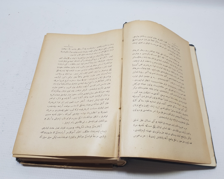 HAREKAT-I BAHRİYE İSİMLİ 1928 YILI BASKI KİTABIN 2. CİLDİ