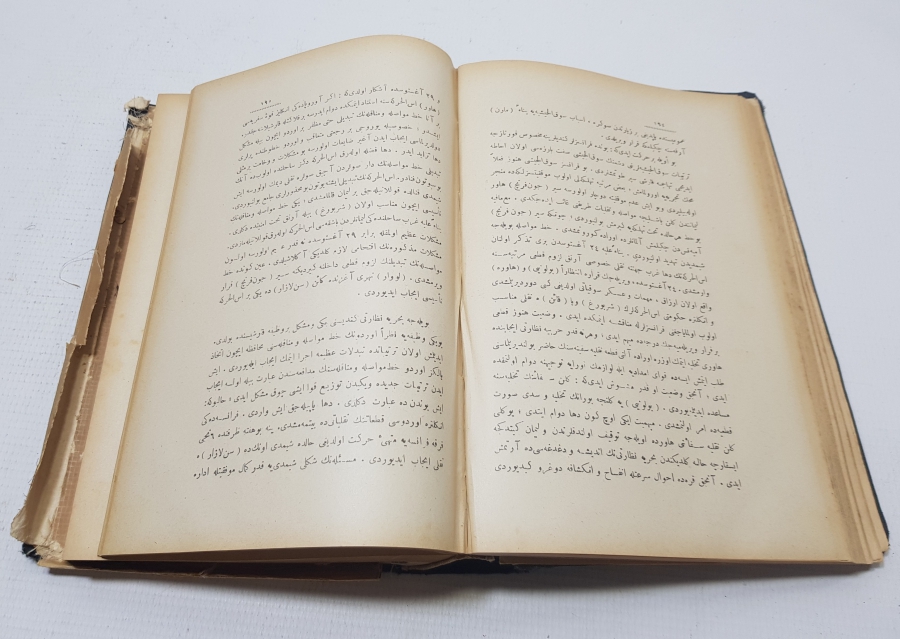 HAREKAT-I BAHRİYE İSİMLİ 1928 YILI BASKI KİTABIN 2. CİLDİ