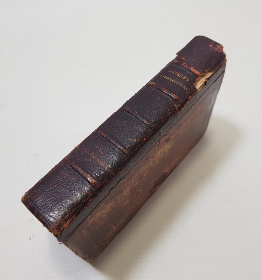 1929 TARİHLİ İBRANİCE VE FRANSIZCA ROMAN