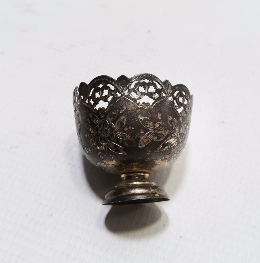 OSMANLI DÖNEMİ TESTERE VE KALEM İŞÇİLİKLİ TUĞRALI GÜMÜŞ FİNCAN ZARFI