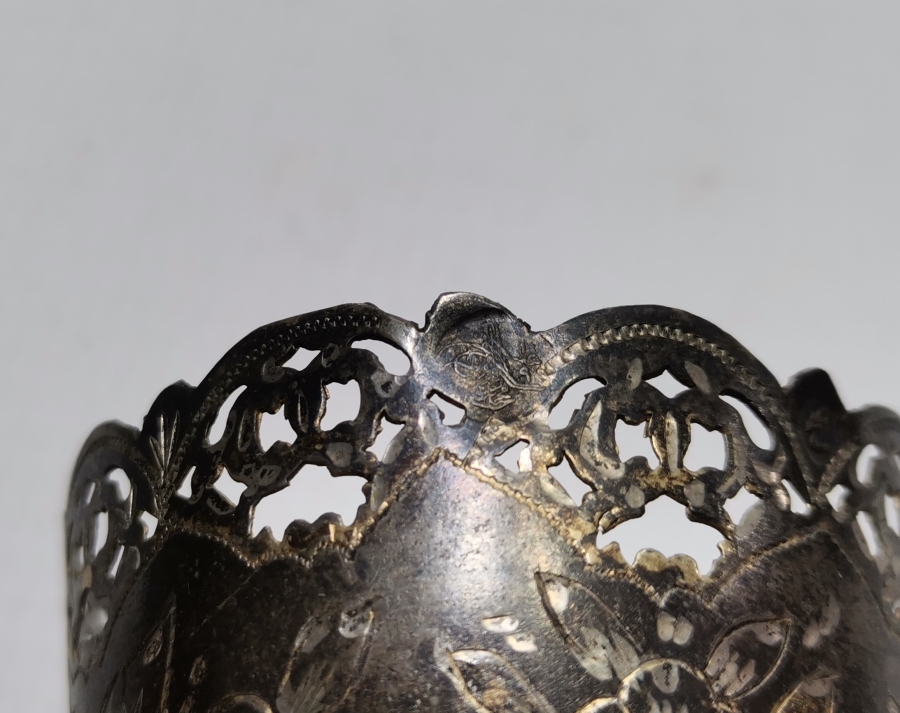 OSMANLI DÖNEMİ TESTERE VE KALEM İŞÇİLİKLİ TUĞRALI GÜMÜŞ FİNCAN ZARFI