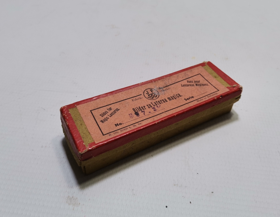 1900 BAŞLARI ÇOK NADİR ÇİZGİFİLM SLAYTLARI