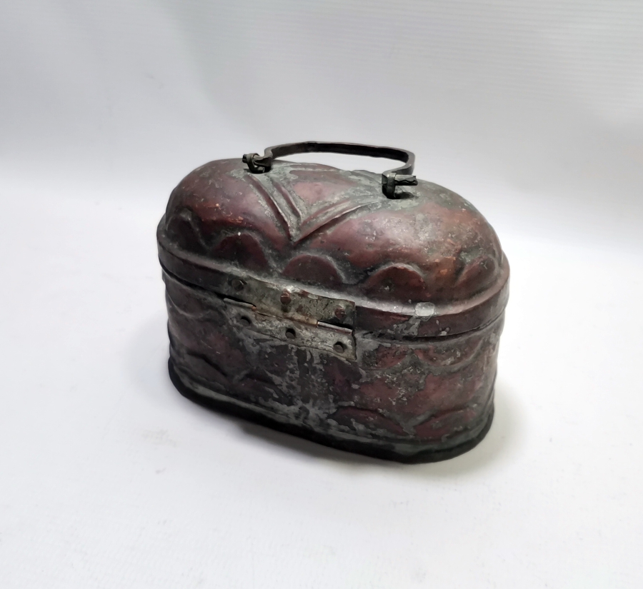 OSMANLI DÖNEMİ KABARTMA İŞÇİLİKLİ BAKIR HAMAM SABUNLUĞU KİLDANLIK