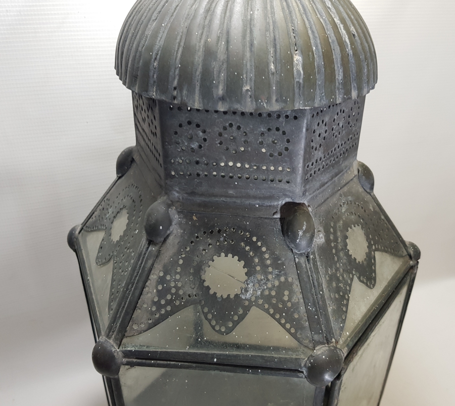 OSMANLI DÖNEMİ BÜYÜK BOY KONAK İŞİ BRONZ APLİKLİ TESTERE İŞÇİLİKLİ BAHÇE MUMLUĞU