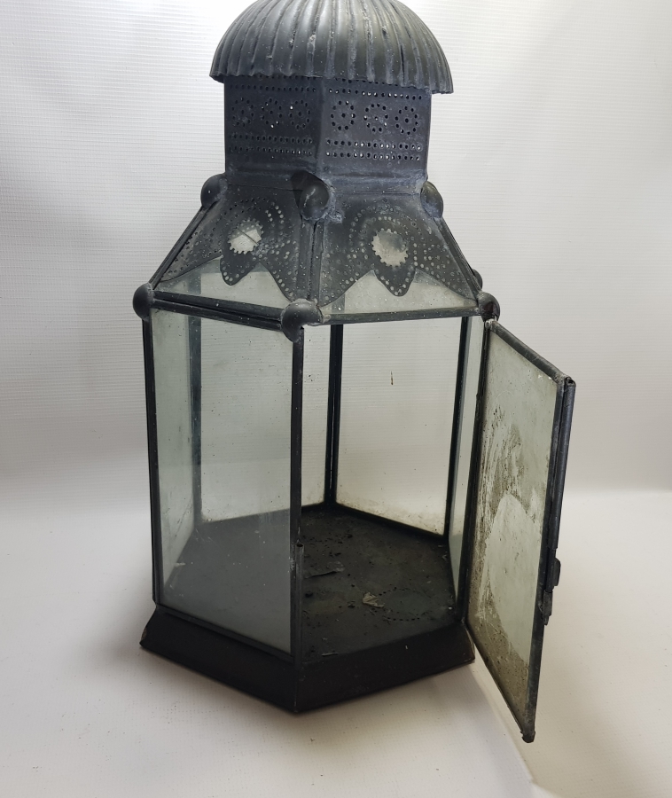 OSMANLI DÖNEMİ BÜYÜK BOY KONAK İŞİ BRONZ APLİKLİ TESTERE İŞÇİLİKLİ BAHÇE MUMLUĞU