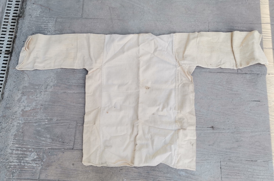 OSMANLI DÖNEMİ YAKASI AÇILMAMIŞ PAMUKLU GELİN İÇLİĞİ