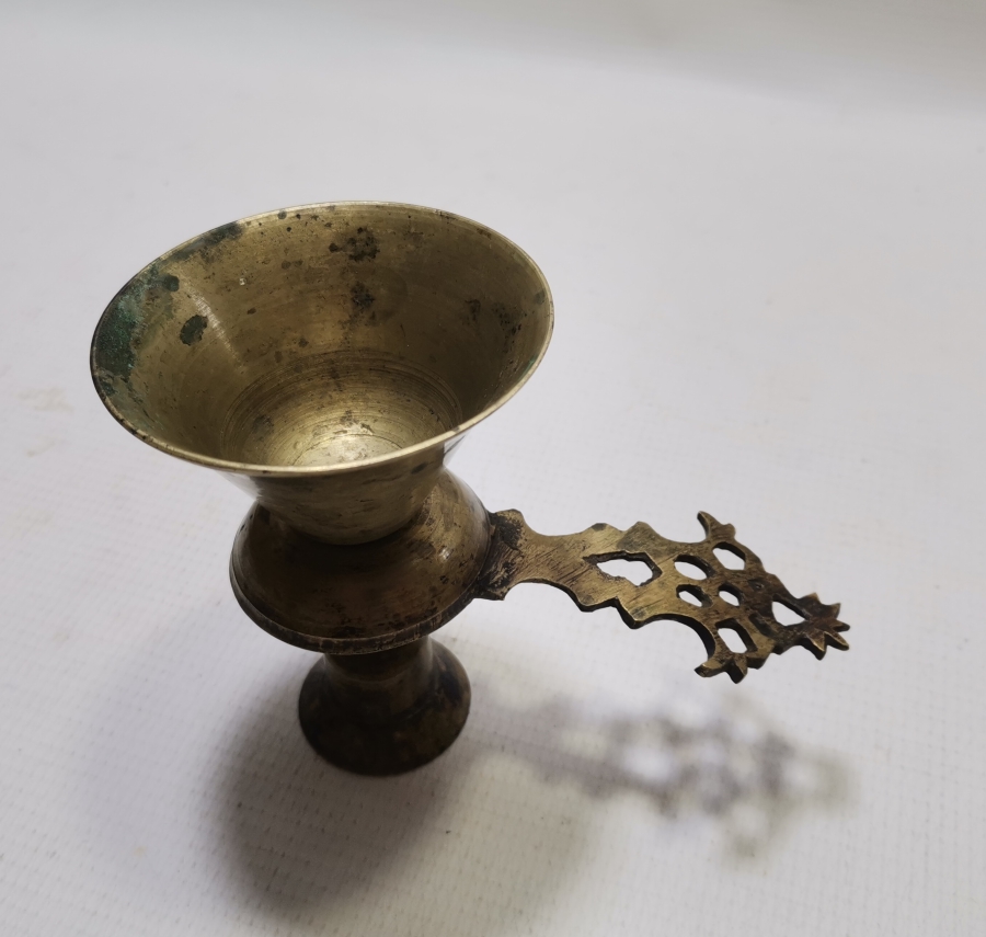 NADİR FORMDA OSMANLI DÖNEMİ HAVAN ŞAMDAN FORMLU TEKKE İŞİ EL MUMLUĞU