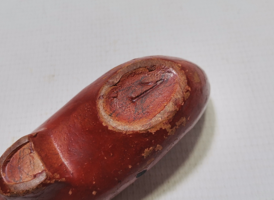 ÇARIK FORMUNDA YAPILMIŞ OSMANLI DÖNEMİ NADİR KÜTAHYA KUMBARA