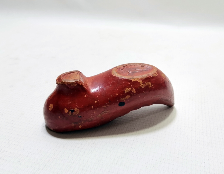 ÇARIK FORMUNDA YAPILMIŞ OSMANLI DÖNEMİ NADİR KÜTAHYA KUMBARA