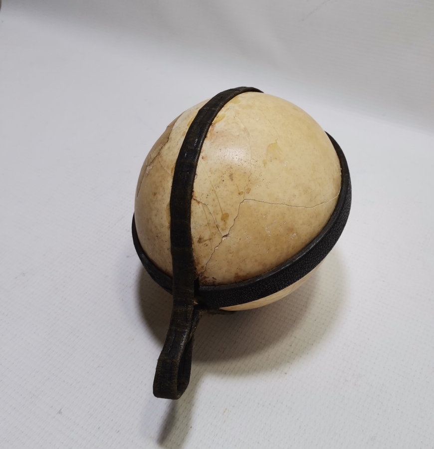 DEVEKUŞU YUMURTASINDAN YAPILMIŞ OSMANLI DÖNEMİ BÜYÜK BOY TEKKE İŞİ NADİR ASKI TOPU