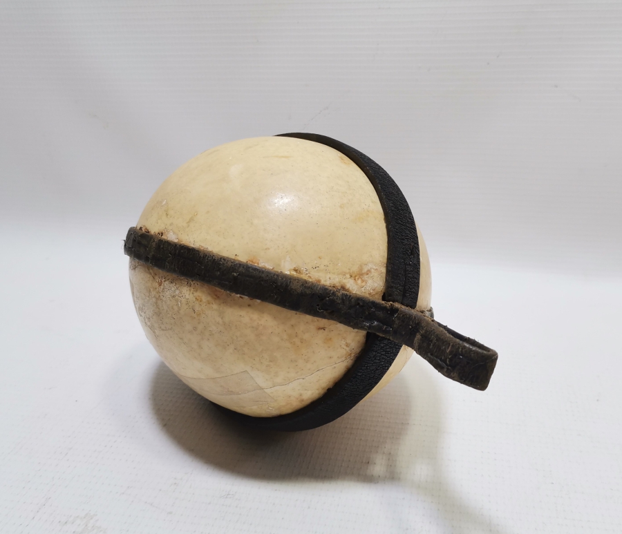 DEVEKUŞU YUMURTASINDAN YAPILMIŞ OSMANLI DÖNEMİ BÜYÜK BOY TEKKE İŞİ NADİR ASKI TOPU