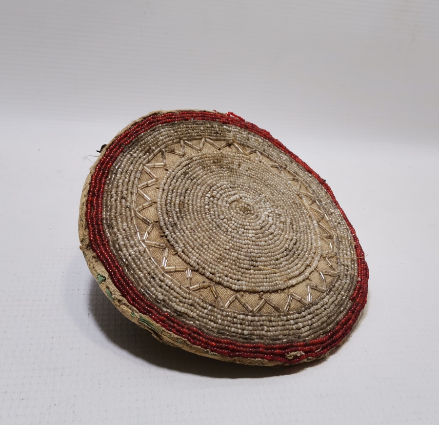 ÜZERİ OPAL BONCUKLU OSMANLI DÖNEMİ NADİR FORMDA GELİN TEPELİĞİ