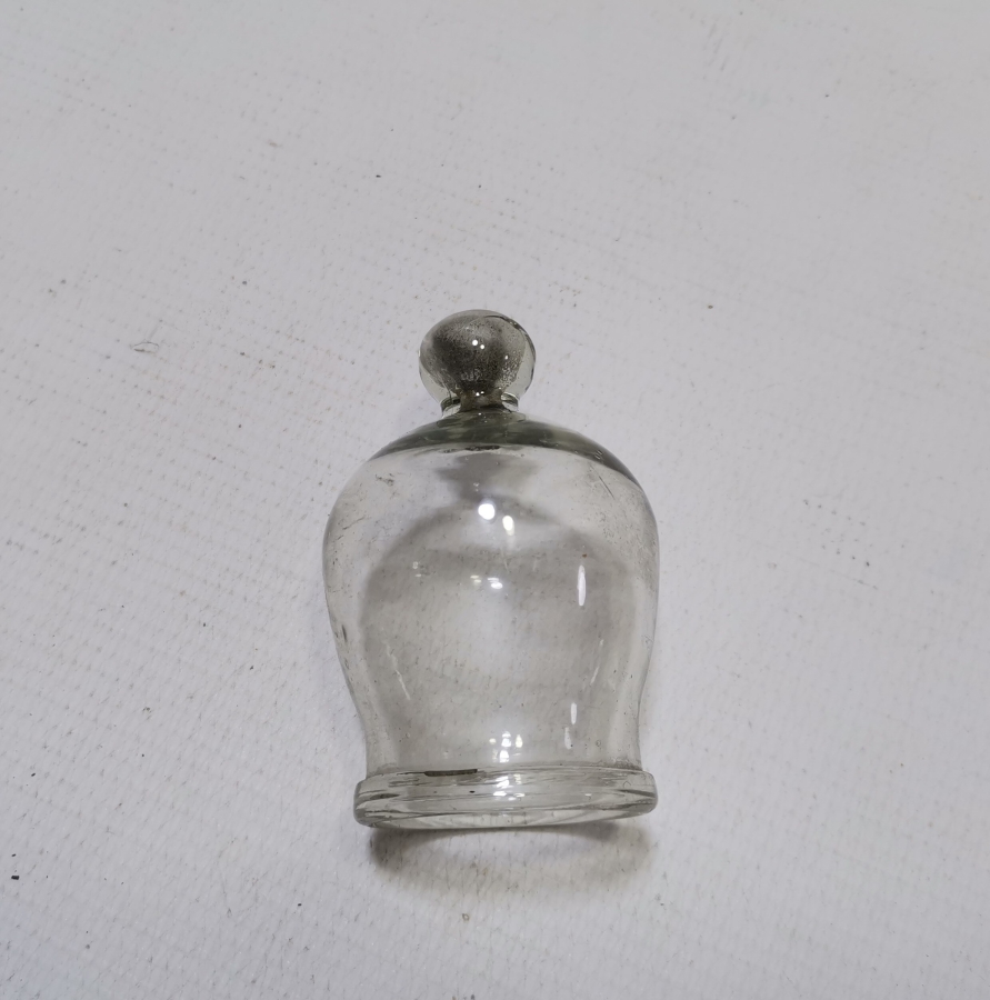 OSMANLI DÖNEMİ ÜFLEME CAM HACAMAT KUPASI