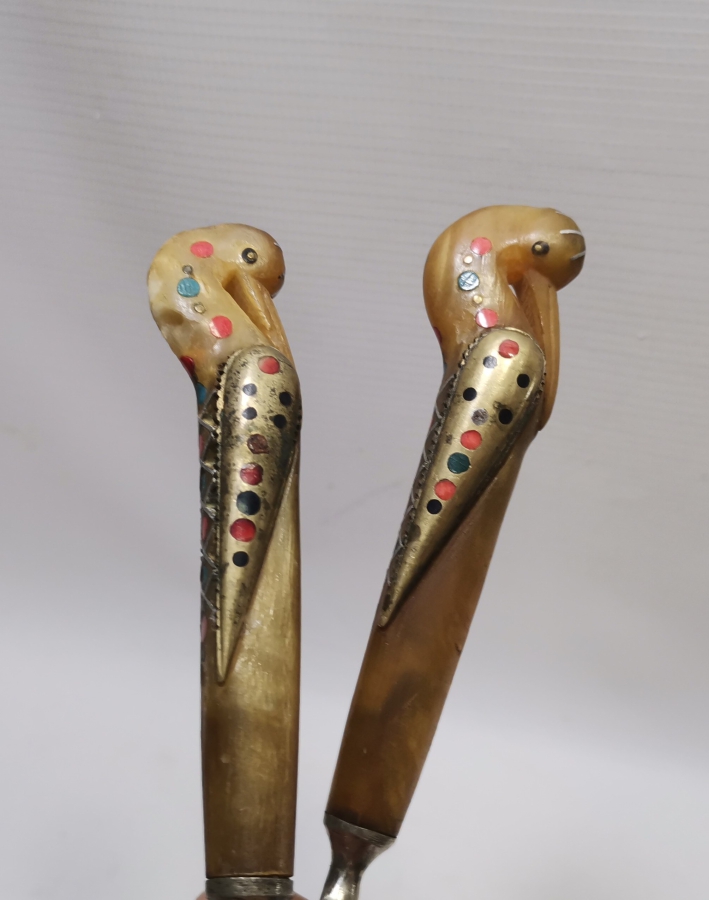 OSMANLI DÖNEMİ SAPLARI KUŞ FİGÜRLÜ NADİR GÜMÜŞ KAPLAMA SERVİS ÇATAL KAŞIĞI