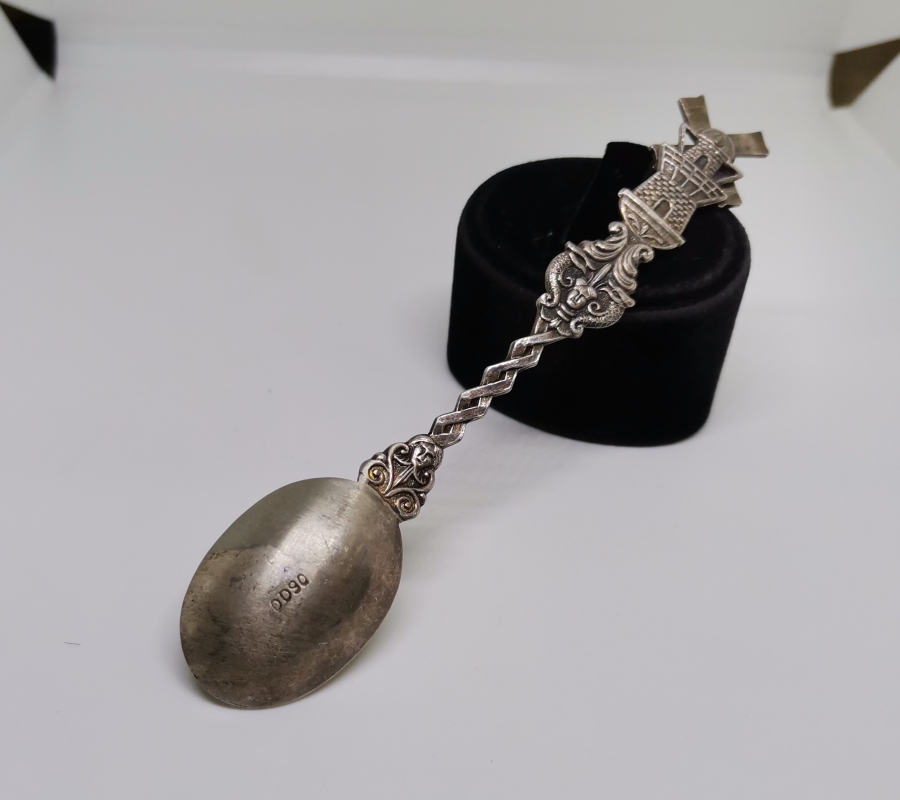 KABARTMA İŞÇİLİKLİ ANTİKA GÜMÜŞ HATIRA KAŞIK