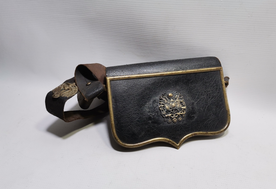 ÜZERİNDE OSMANLI DEVLET ARMASI BULUNAN 1. DÜNYA SAVAŞI NADİR TOPÇU SUBAY ÇANTASI
