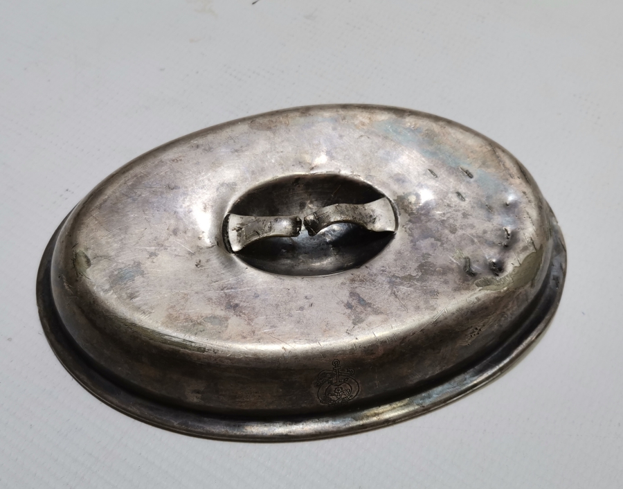 ÜZERİ OSMANLICA YAZILI VE DENİZ ÇIPALI NADİR SEFERTASI KAPAĞI