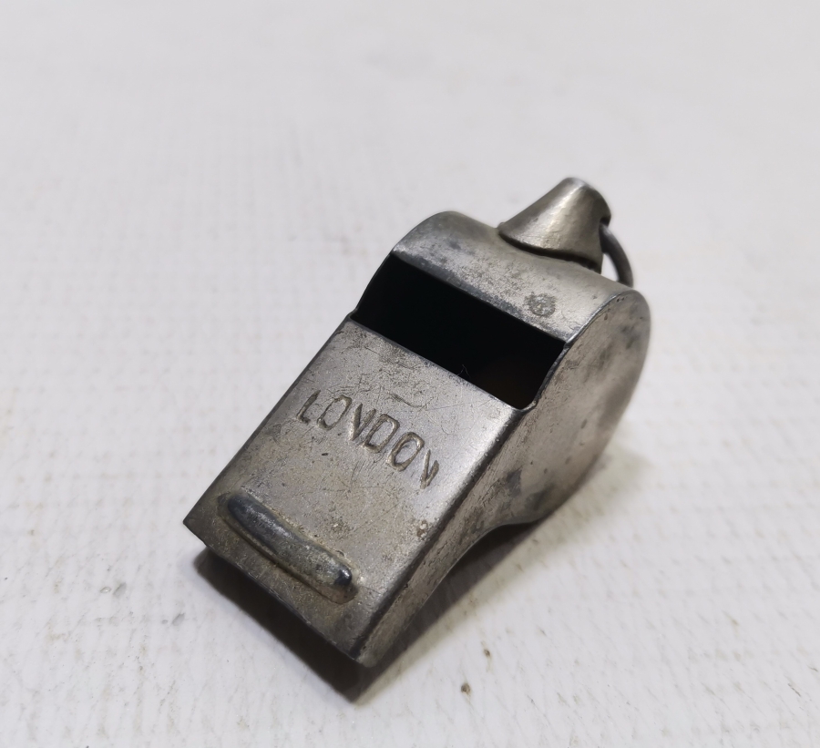 İŞGAL DÖNEMİ NADİR İNGİLİZ POLİS DÜDÜĞÜ