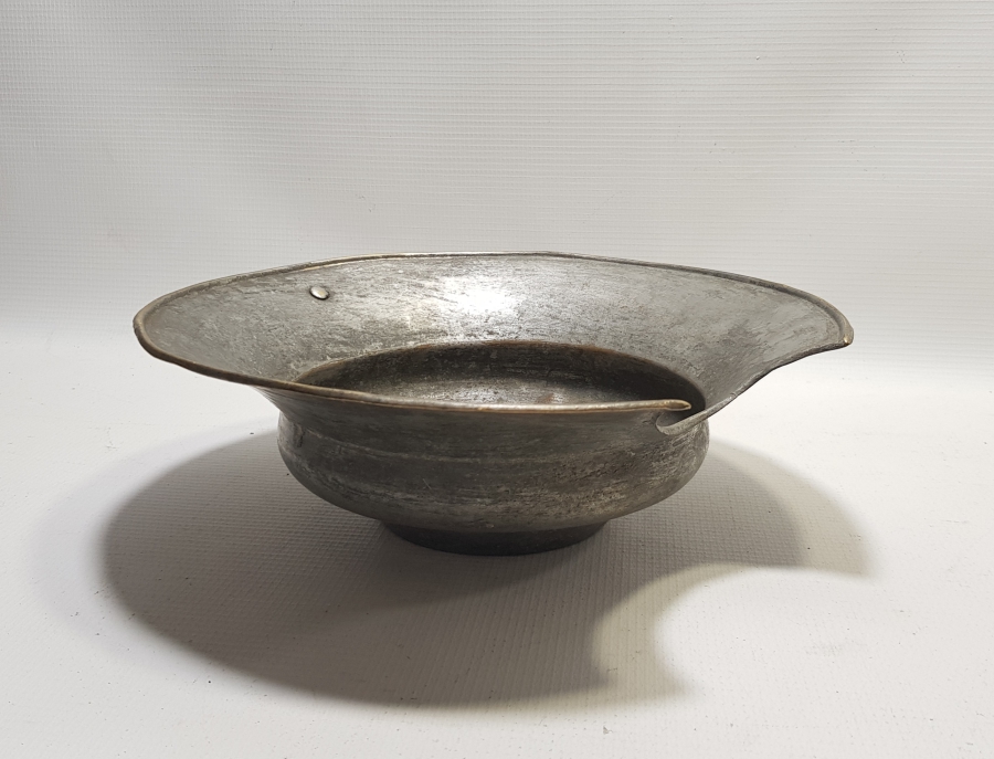 OSMANLI DÖNEMİ USTA DAMGALI BAKIR BERBER TASI