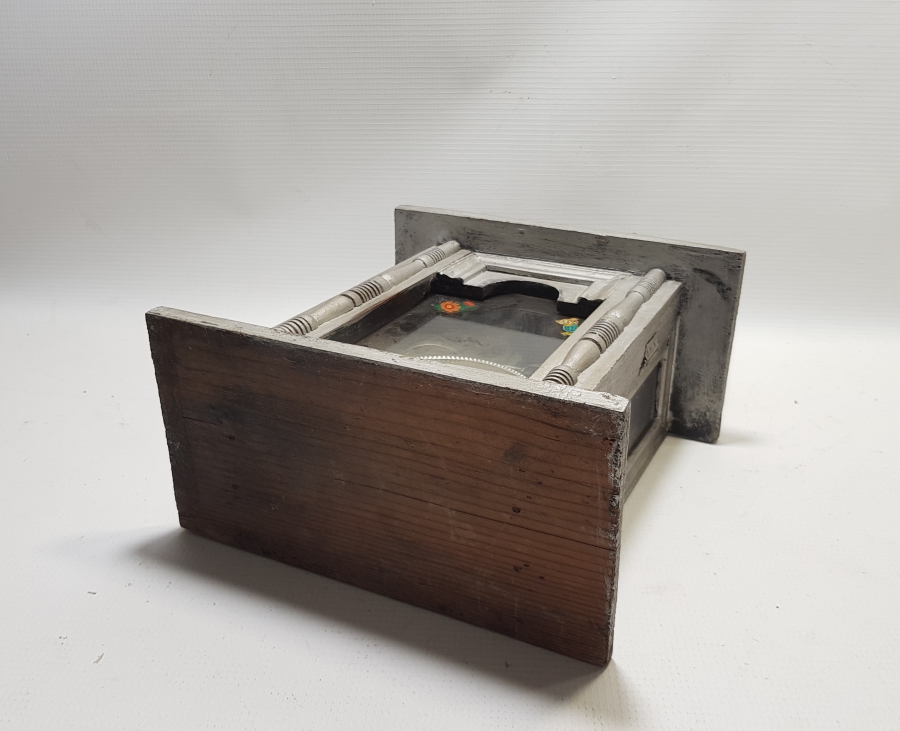 OSMANLI DÖNEMİ AHŞAP KUTUSUNDA KONAK İŞİ NADİR MASA SAATİ