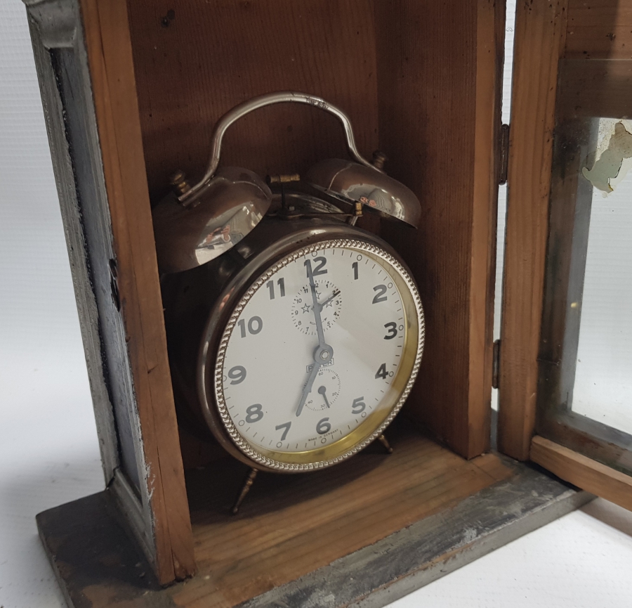 OSMANLI DÖNEMİ AHŞAP KUTUSUNDA KONAK İŞİ NADİR MASA SAATİ