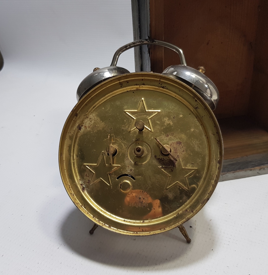 OSMANLI DÖNEMİ AHŞAP KUTUSUNDA KONAK İŞİ NADİR MASA SAATİ