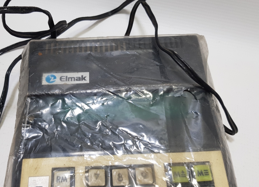 ANTİKA ELEKTRİKLİ HESAP MAKİNESİ