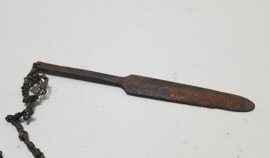 ORİJİNAL ZİNCİRİYLE OSMANLI DÖNEMİ NADİR SÜVARİ MASATI