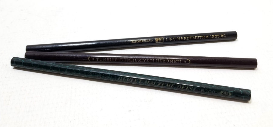 CUMHURİYET BAŞLARI 3 ADET ANTİKA KURŞUN KALEM