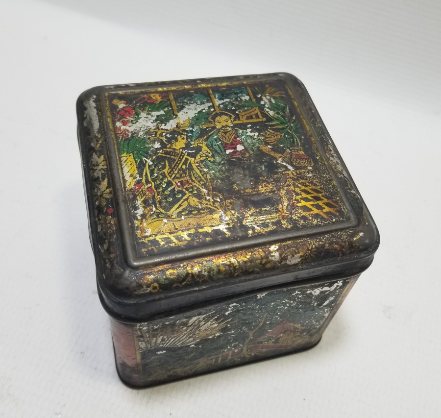 ORİJİNAL ETİKETİYLE OSMANLI DÖNEMİ NADİR ÇAY KUTUSU