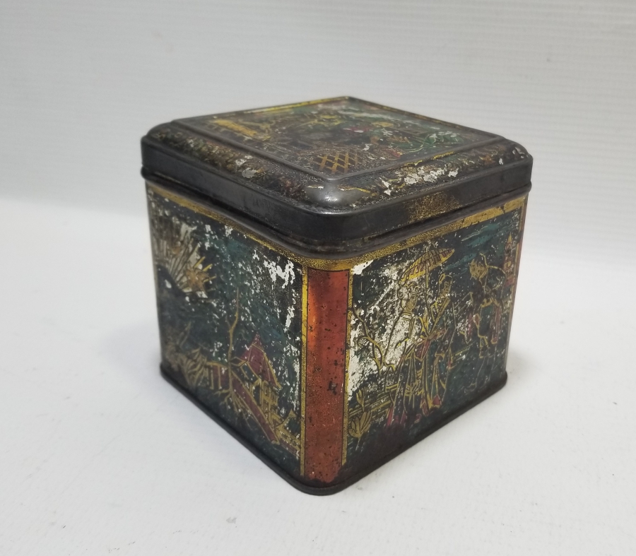 ORİJİNAL ETİKETİYLE OSMANLI DÖNEMİ NADİR ÇAY KUTUSU