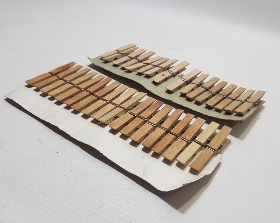 ANTİKA AHŞAP ÇAMAŞIR MANDALI LOTU