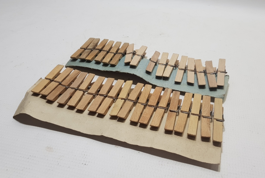 ANTİKA AHŞAP ÇAMAŞIR MANDALI LOTU