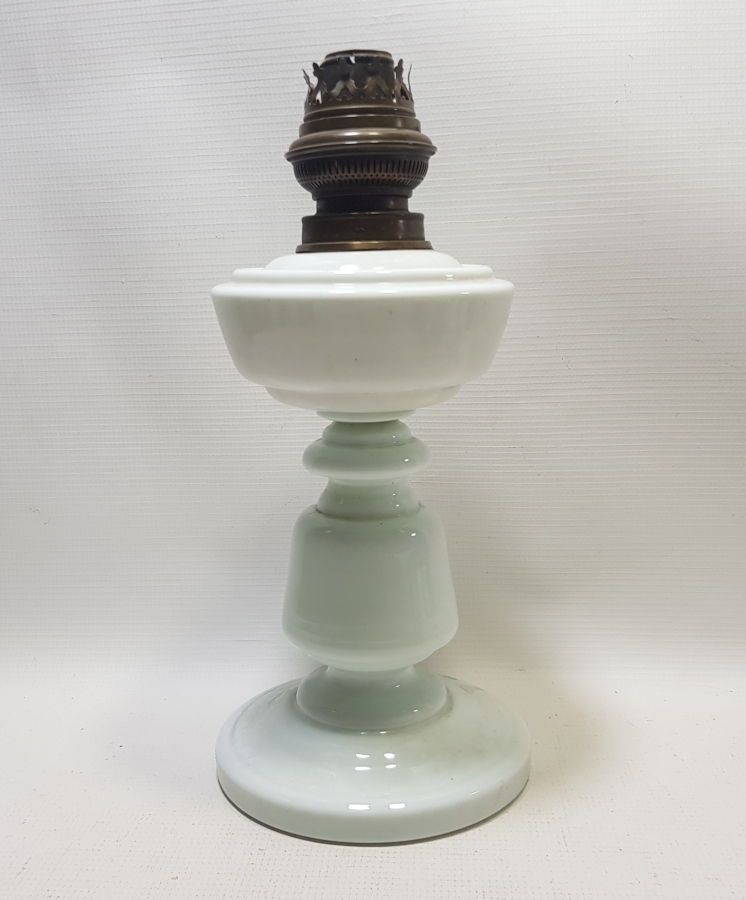 OSMANLI DÖNEMİ KOPARMA İŞÇİLİKLİ NADİR OPALİN GAZ LAMBASI