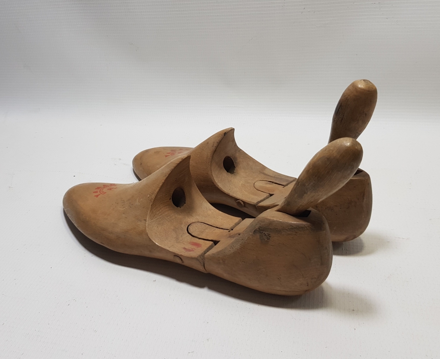 ANTİKA AHŞAP AYAKKABICI KALIBI