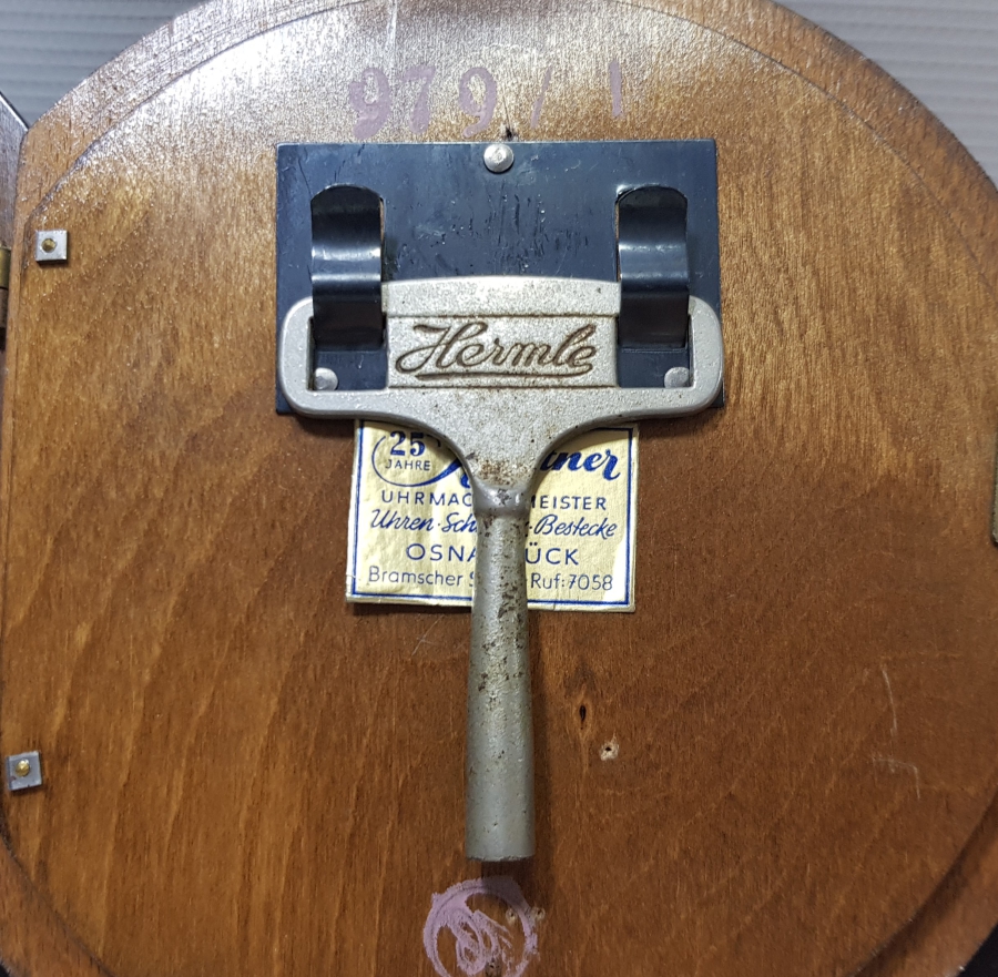 ORİJİNAL ANAHTARIYLA ANTİKA KURMALI ALMAN ŞÖMİNE SAATİ