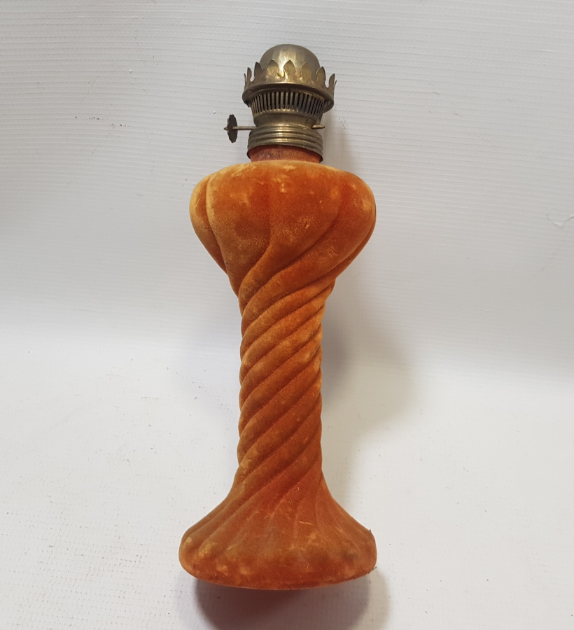 BURGULU MODEL ANTİKA GAZ LAMBASI