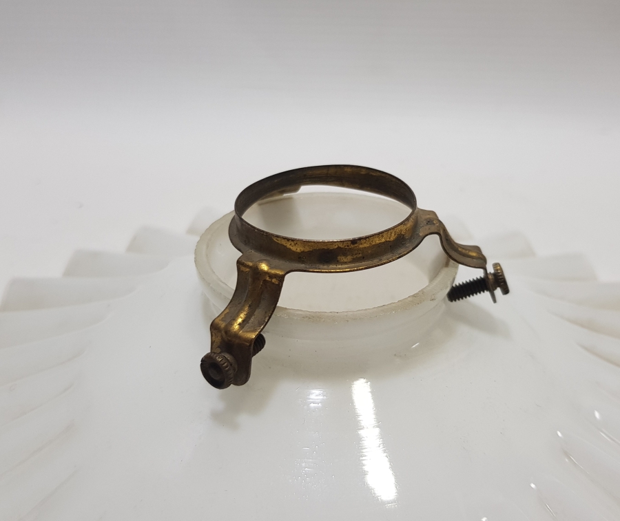 OSMANLI DÖNEMİ NADİR TİPTE CAM OPALİN FIRFIRLI LAMBA ABAJURU