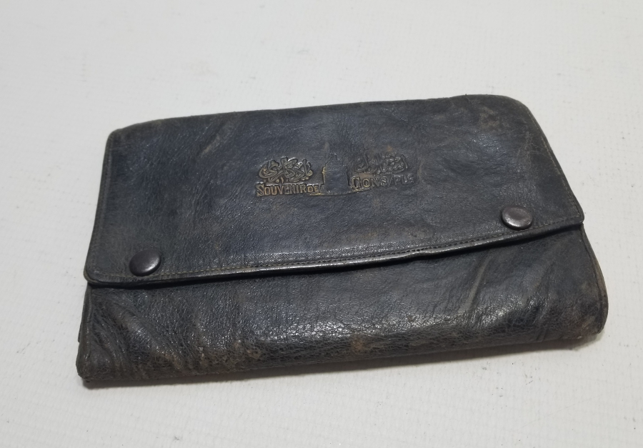 ÜZERİ OSMANLICA YAZILI NADİR DERİ SUBAY CÜZDANI