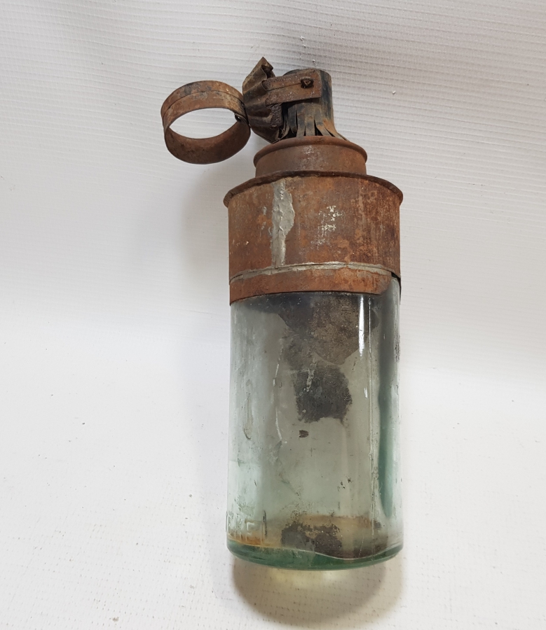 TEKEL İÇKİ ŞİŞESİNDEN YAPILMIŞ PRİMİTİF FORMLU GAZ LAMBASI