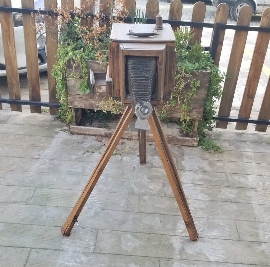OSMANLI DÖNEMİ ÇOK NADİR AYAKLI AHŞAP KASA FOTOĞRAF MAKİNESİ